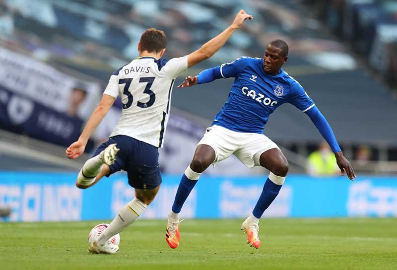 2020-09-13T203633Z_1_LYNXMPEG8C0LA_RTROPTP_4_SOCCER-ENGLAND-TOT-EVE-REPORT.JPG