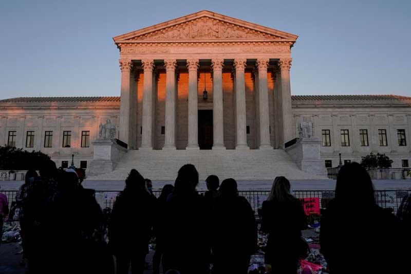 2020-09-22T143457Z_1_LYNXNPEG8L1BW_RTROPTP_4_USA-COURT-GINSBURG-MEMORIAL.JPG