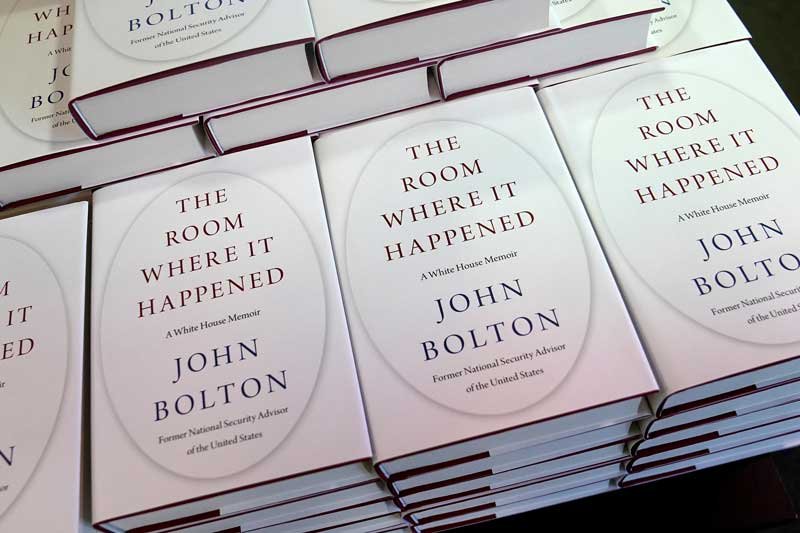 2020-09-23T215922Z_2_LYNXNPEG8M20B_RTROPTP_4_USA-TRUMP-BOLTON-BOOK.JPG