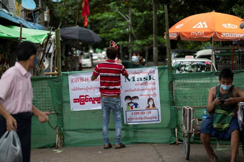 2020-09-24T075423Z_1_LYNXNPEG8N0IU_RTROPTP_4_HEALTH-CORONAVIRUS-MYANMAR.JPG