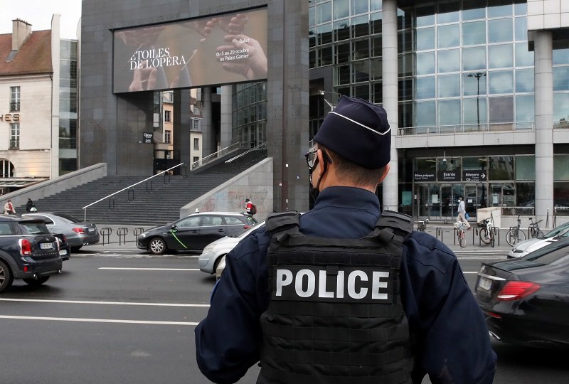2020-09-26T084107Z_1_LYNXMPEG8P06X_RTROPTP_4_FRANCE-SECURITY-PARIS.JPG