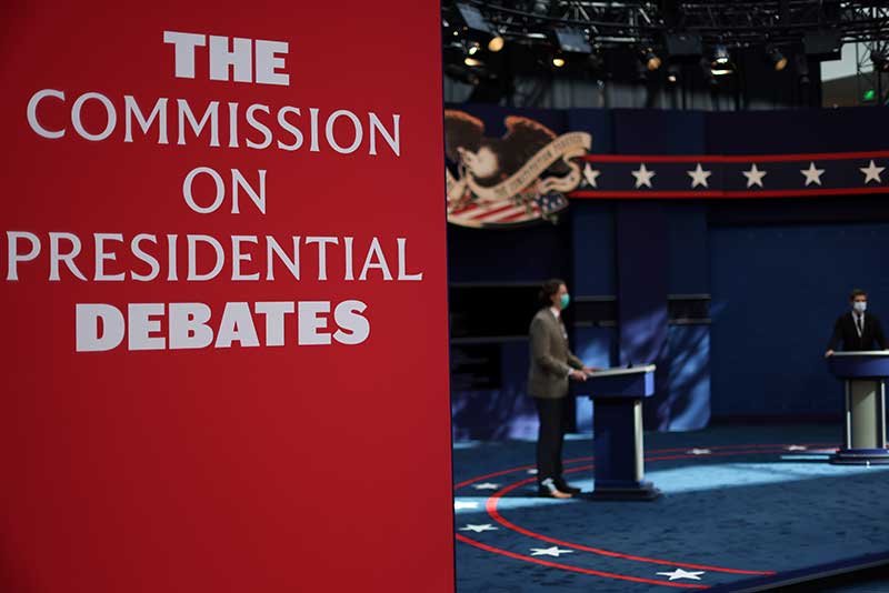 2020-09-28T175604Z_1_LYNXMPEG8R1TN_RTROPTP_4_USA-ELECTION-DEBATE.JPG