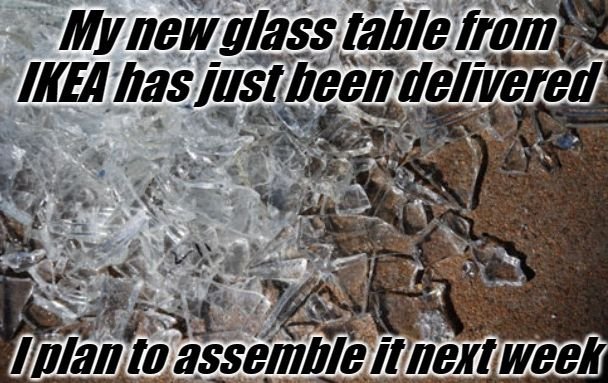 1428985179_glasstable.jpg.b925ff3b68758d1544d5d6e1484aea44.jpg