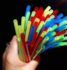 197510819_ClutchingatStraws.jpg.919909466a40ff00a9a5aec1543db16b.jpg