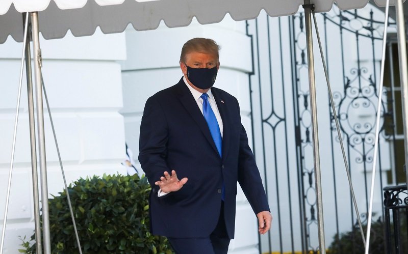2020-10-02T223418Z_1_LYNXMPEG912A9_RTROPTP_4_HEALTH-CORONAVIRUS-USA-TRUMP.JPG