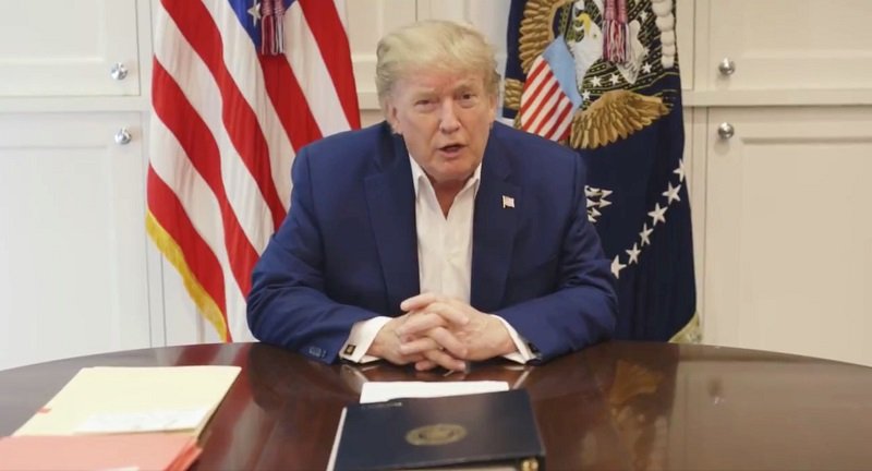 2020-10-04T013633Z_1_LYNXMPEG93015_RTROPTP_4_HEALTH-CORONAVIRUS-TRUMP.JPG