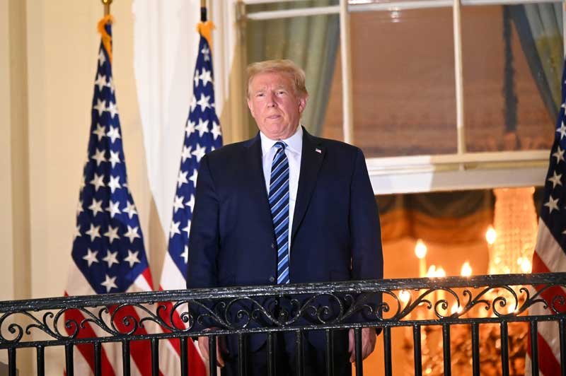 2020-10-06T043436Z_1_LYNXMPEG95086_RTROPTP_4_HEALTH-CORONAVIRUS-TRUMP.JPG