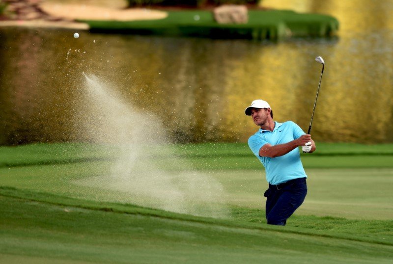 2020-10-08T103334Z_1_LYNXMPEG9711N_RTROPTP_3_GOLF.JPG