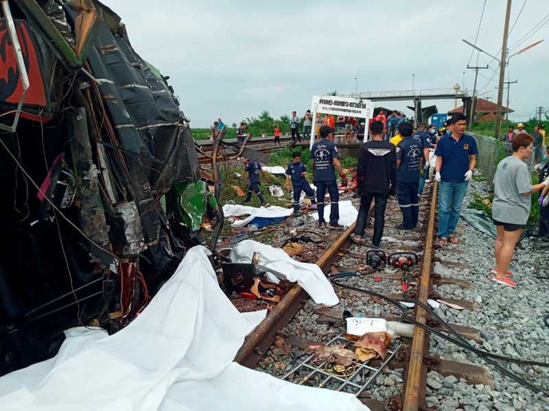 2020-10-11T082448Z_1_LYNXMPEG9A05G_RTROPTP_4_THAILAND-CRASH.JPG