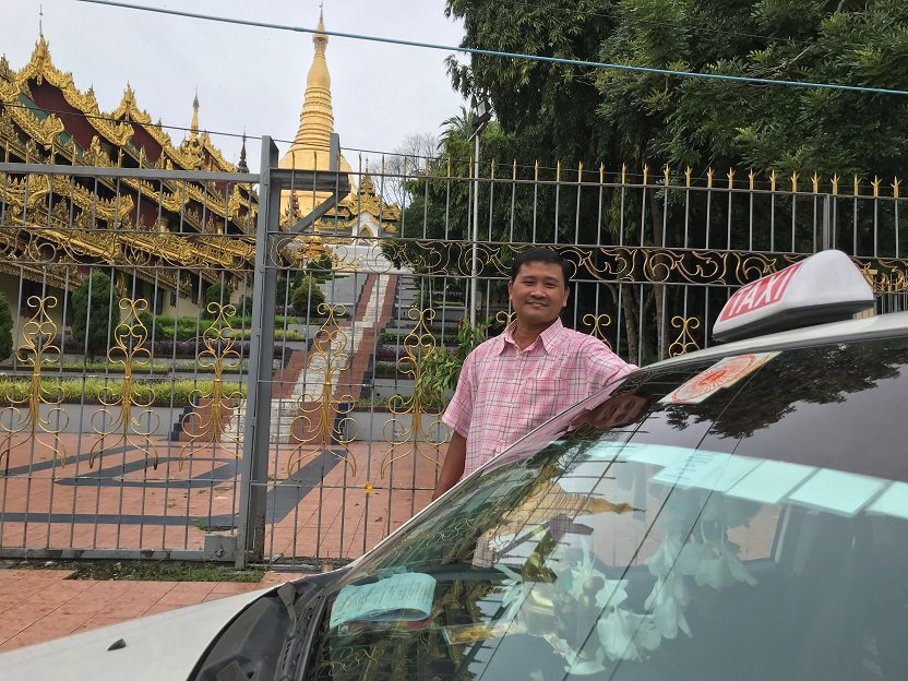 2020-10-12T090934Z_1_LYNXMPEG9B0KY_RTROPTP_4_HEALTH-CORONAVIRUS-MYANMAR-TAXI-DRIVER.JPG