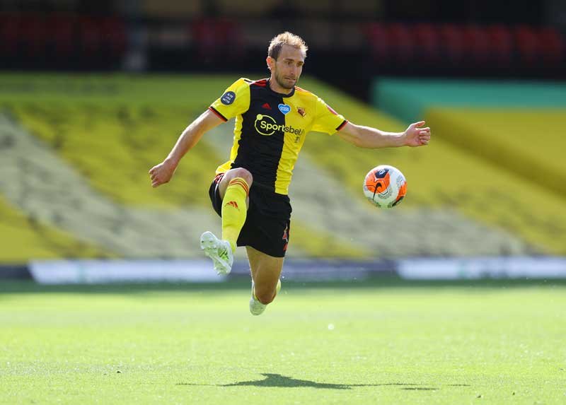 2020-10-12T190042Z_1_LYNXMPEG9B1HH_RTROPTP_4_SOCCER-ENGLAND-WAT-SOU-REPORT.JPG