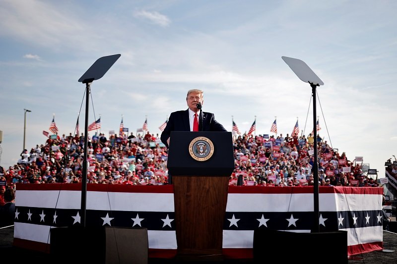 2020-10-17T001212Z_1_LYNXMPEG9G007_RTROPTP_4_USA-ELECTION-TRUMP.JPG