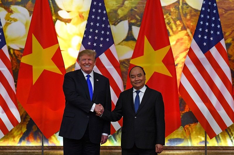 2020-10-27T053123Z_1_LYNXMPEG9Q0DB_RTROPTP_4_NORTHKOREA-USA-VIETNAM-TRUMP.JPG