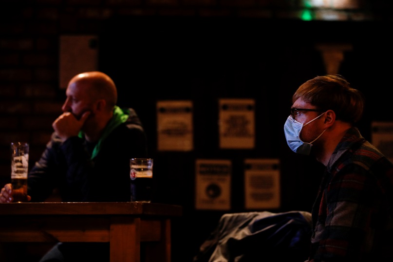 2020-10-27T083645Z_1_LYNXMPEG9Q0OO_RTROPTP_4_HEALTH-CORONAVIRUS-BRITAIN-NORTH.JPG