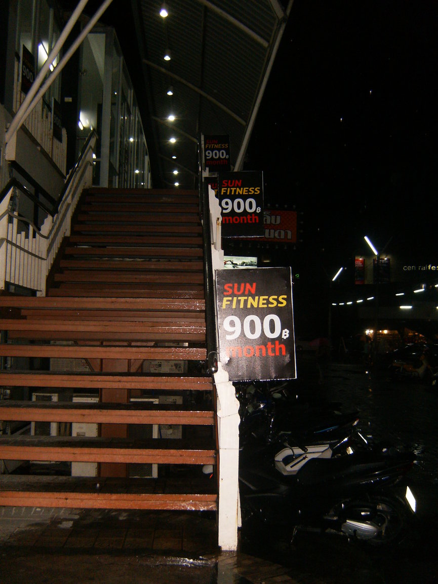 gym bukkaho 006.JPG