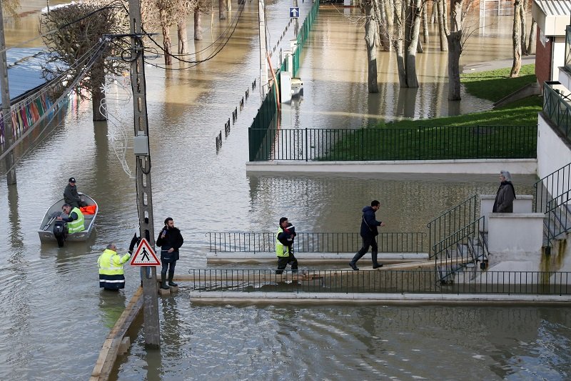 2020-10-03T122019Z_1_LYNXMPEG920BZ_RTROPTP_4_FRANCE-FLOODS (1).JPG