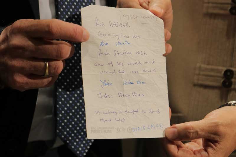Historic-Note-with-names-of-UK-cave-divers-written-by-Vern.jpg