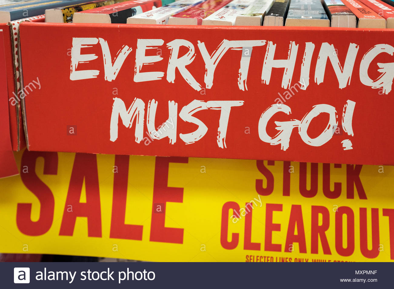 retail-high-street-shop-closure-stock-clearoutclosing-down-sale-everything-must-golondonuk-MXPMNF.jpg.98072d59c2c58dc59806efd7168f2453.jpg