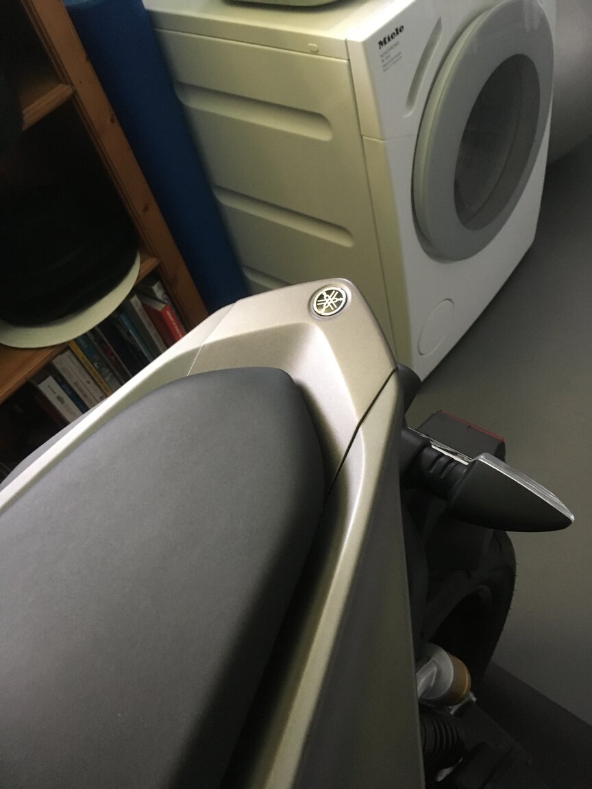 aerox 2.jpg