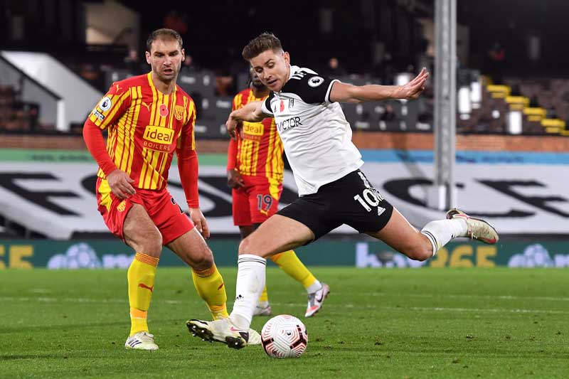 2020-11-02T194454Z_1_LYNXMPEGA11K9_RTROPTP_4_SOCCER-ENGLAND-FUL-WBA-REPORT.JPG