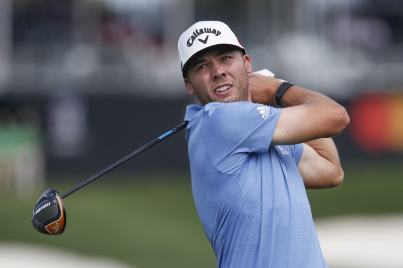 2020-11-06T213620Z_1_LYNXMPEGA51S6_RTROPTP_3_GOLF.JPG
