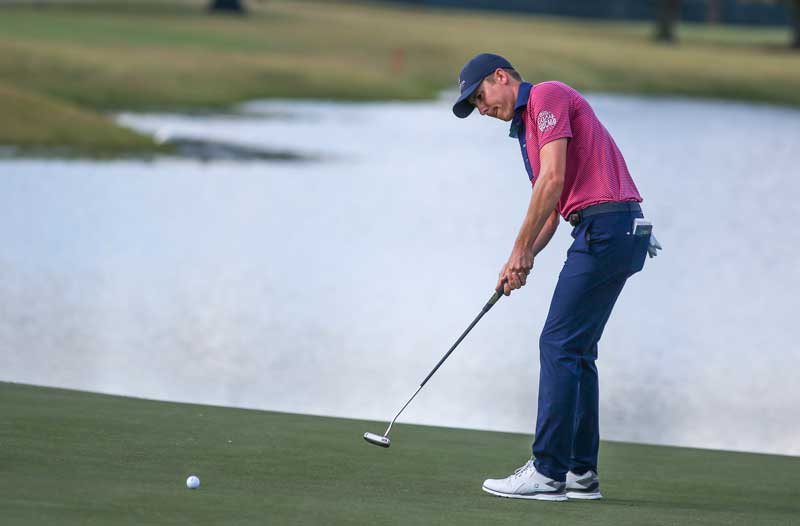 2020-11-08T225237Z_1_LYNXMPEGA70PZ_RTROPTP_4_GOLF.JPG