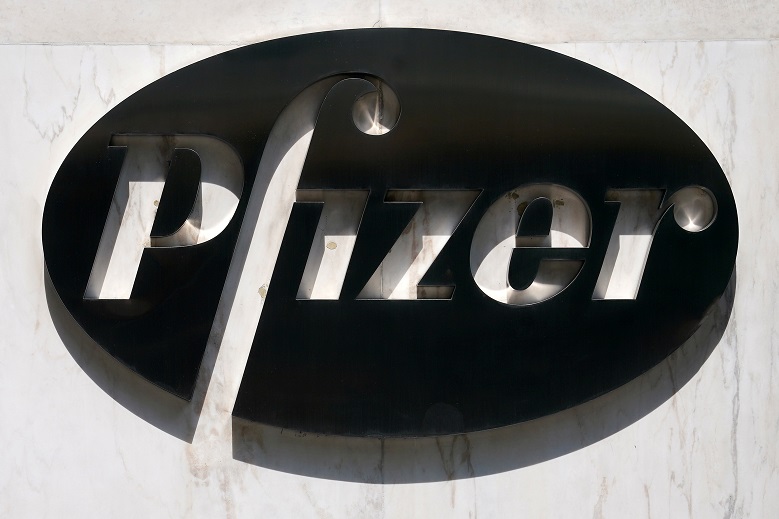 2020-11-09T115039Z_1_LYNXMPEGA80QX_RTROPTP_4_HEALTH-CORONAVIRUS-VACCINES-PFIZER.JPG