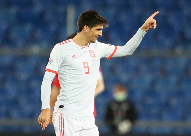 2020-11-14T223053Z_1_LYNXMPEGAD0J3_RTROPTP_4_SOCCER-UEFANATIONS-SWI-ESP-REPORT.JPG