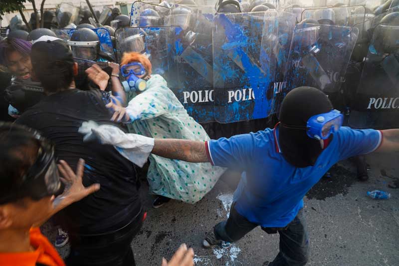2020-11-17T132952Z_1_LYNXMPEGAG0YH_RTROPTP_4_THAILAND-PROTESTS.JPG
