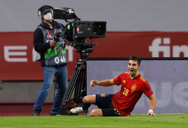 2020-11-17T215110Z_1_LYNXMPEGAG1SR_RTROPTP_4_SOCCER-UEFANATIONS-ESP-GER-REPORT.JPG
