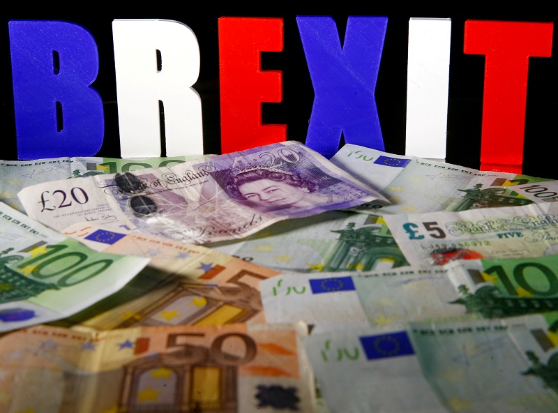 2020-11-21T203321Z_1_LYNXMPEGAK0JV_RTROPTP_4_BRITAIN-EU.JPG