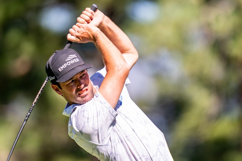 2020-11-22T001652Z_1_LYNXMPEGAL007_RTROPTP_3_GOLF.JPG