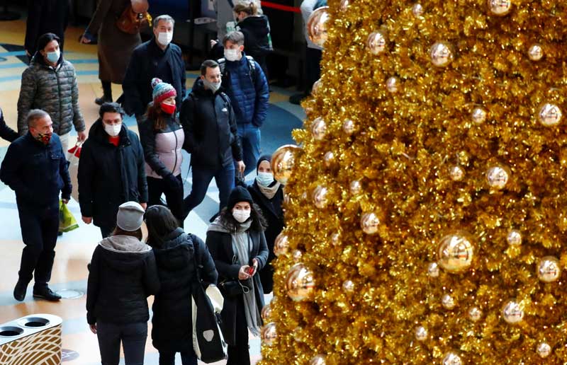 2020-11-22T113756Z_1_LYNXMPEGAL06Y_RTROPTP_4_HEALTH-CORONAVIRUS-GERMANY-CHRISTMAS.JPG