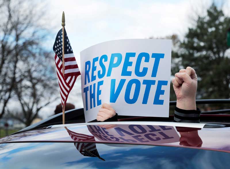 2020-11-23T221657Z_1_LYNXMPEGAM1K6_RTROPTP_4_USA-ELECTION-MICHIGAN.JPG