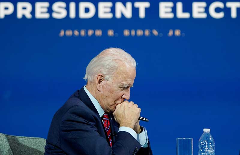 2020-11-23T233535Z_1_LYNXMPEGAM1M8_RTROPTP_4_USA-BIDEN.JPG