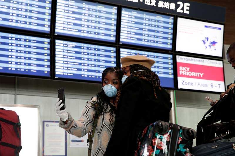 2020-11-25T111819Z_2_LYNXMPEGAO0P5_RTROPTP_4_HEALTH-CORONAVIRUS-USA-TRAVEL.JPG