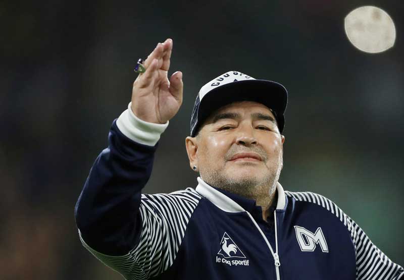 2020-11-25T164534Z_2_LYNXMPEGAO1C1_RTROPTP_4_SOCCER-ARGENTINA-MARADONA.JPG
