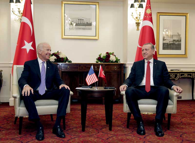 2020-11-26T160132Z_1_LYNXMPEGAP11M_RTROPTP_4_TURKEY-USA.JPG