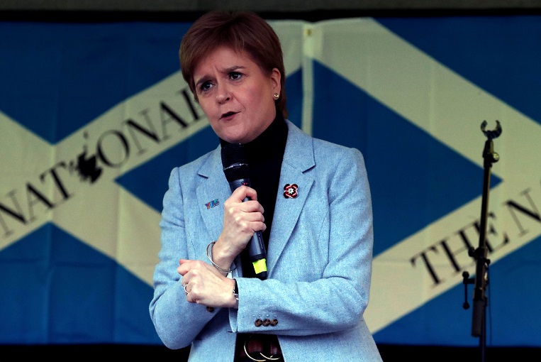 2020-11-30T080048Z_1_LYNXMPEGAT0DI_RTROPTP_4_BRITAIN-POLITICS-SCOTLAND.JPG