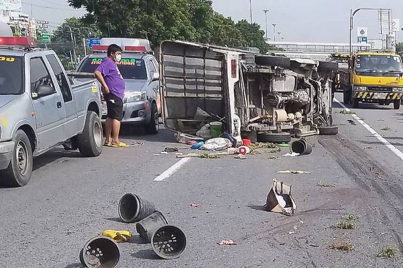 Thailand’s deadly roads: 72 people killed on Monday, almost 12,000 ...