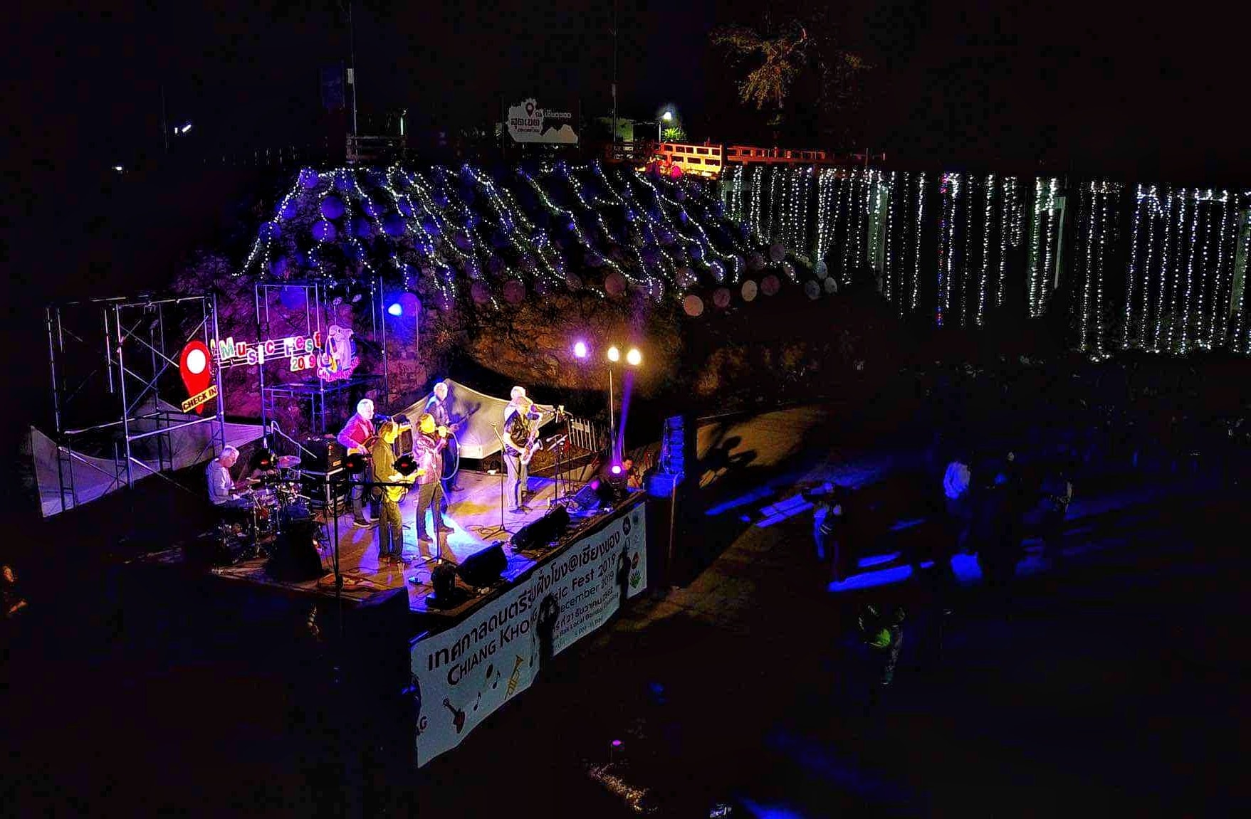 Location-Stage-Music-Fest.jpg.138da561964dde827eea54d278adee25.jpg