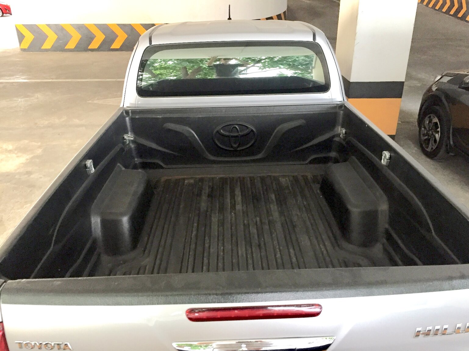 Revo bed liner-small.jpg