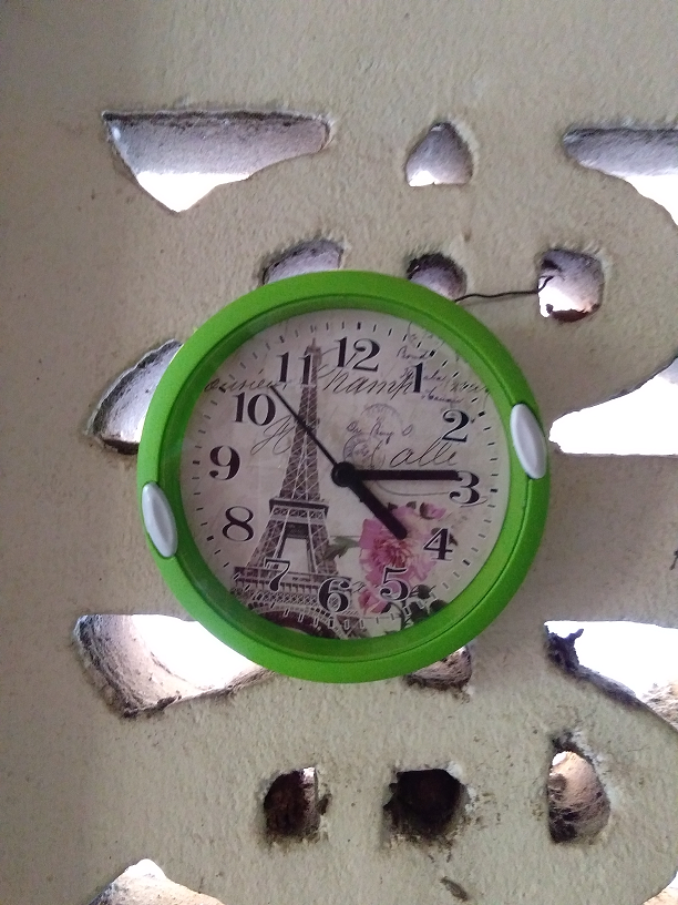 1367653485_newclock01.png.a0d2952d7f673c3d4ab463cc423f93b0.png