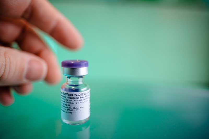 2020-12-08T072808Z_2_LYNXMPEGB70CL_RTROPTP_4_HEALTH-CORONAVIRUS-BRITAIN-VACCINE.JPG