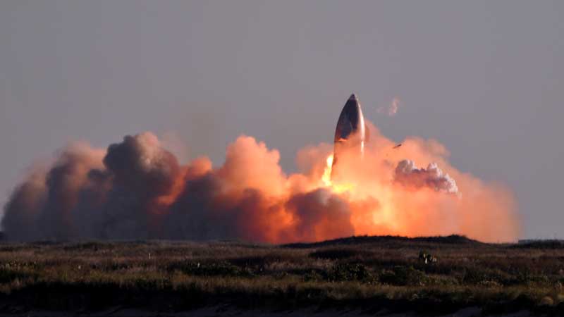2020-12-10T005856Z_1_LYNXMPEGB9025_RTROPTP_4_SPACE-EXPLORATION-STARSHIP.JPG