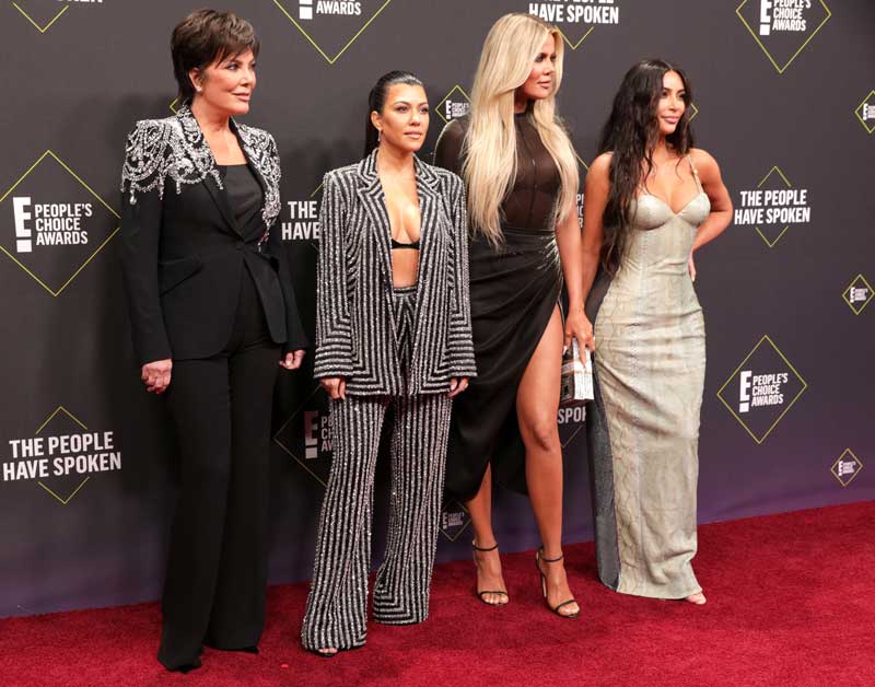 2020-12-11T011438Z_1_LYNXMPEGBA01M_RTROPTP_4_PEOPLE-KARDASHIANS.JPG