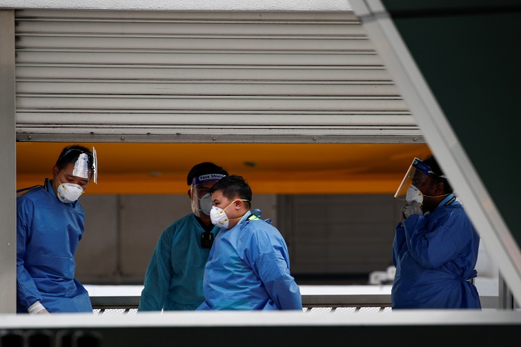 2020-12-11T043110Z_1_LYNXMPEGBA06B_RTROPTP_4_HEALTH-CORONAVIRUS-SINGAPORE-CRUISESHIP.JPG