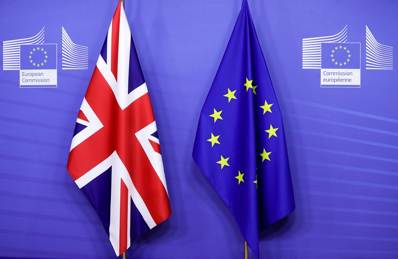 2020-12-11T095730Z_1_LYNXMPEGBA0H9_RTROPTP_4_BRITAIN-EU-GAMBLING-ODDS.JPG
