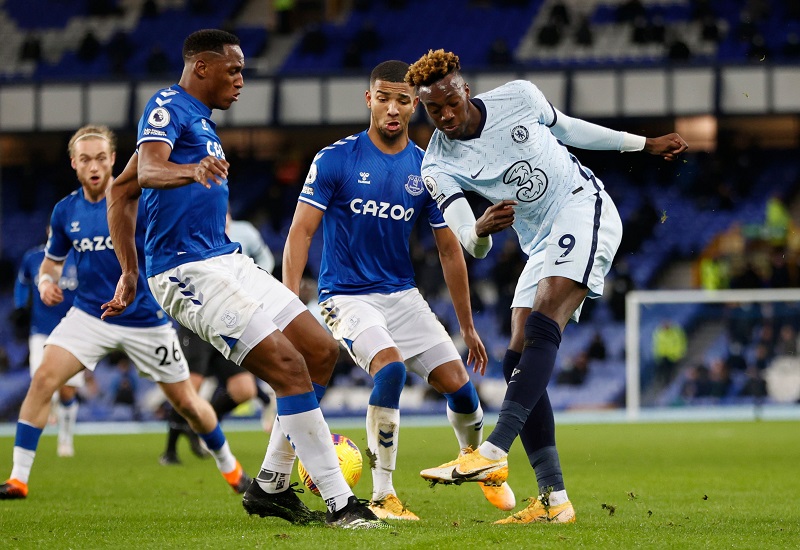 2020-12-12T233135Z_1_LYNXMPEGBB0K0_RTROPTP_4_SOCCER-ENGLAND-EVE-CHE-REPORT.JPG