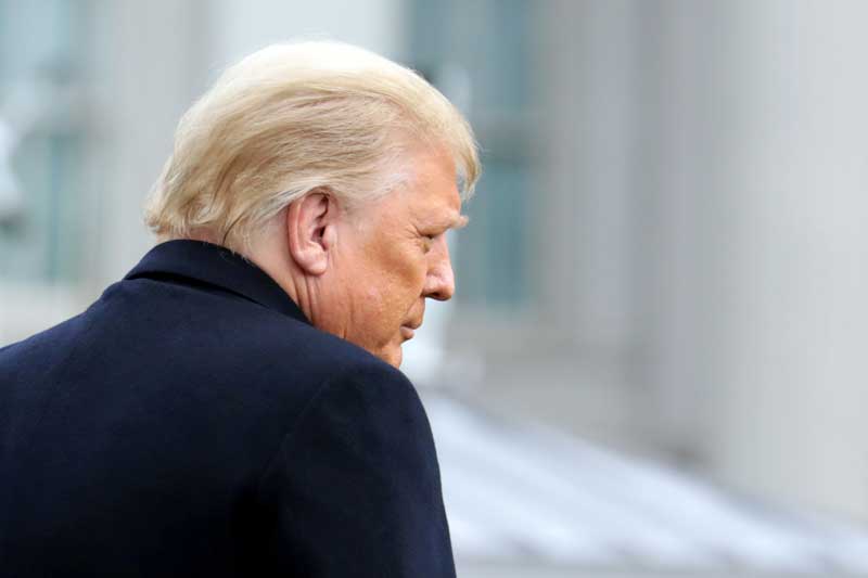 2020-12-13T175417Z_1_LYNXMPEGBC0EM_RTROPTP_4_USA-DEFENSE-TRUMP.JPG